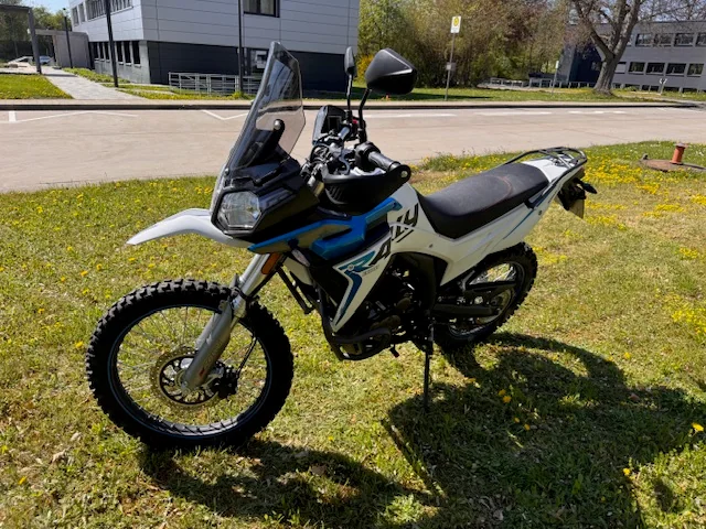 Voge 300 Rally mieten – Woggi-Moto
